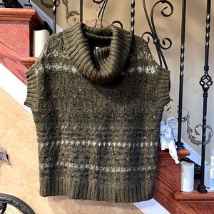 Free people Green Turtleneck Sleeveless Printed Acrylic/Wool Sweater Size S